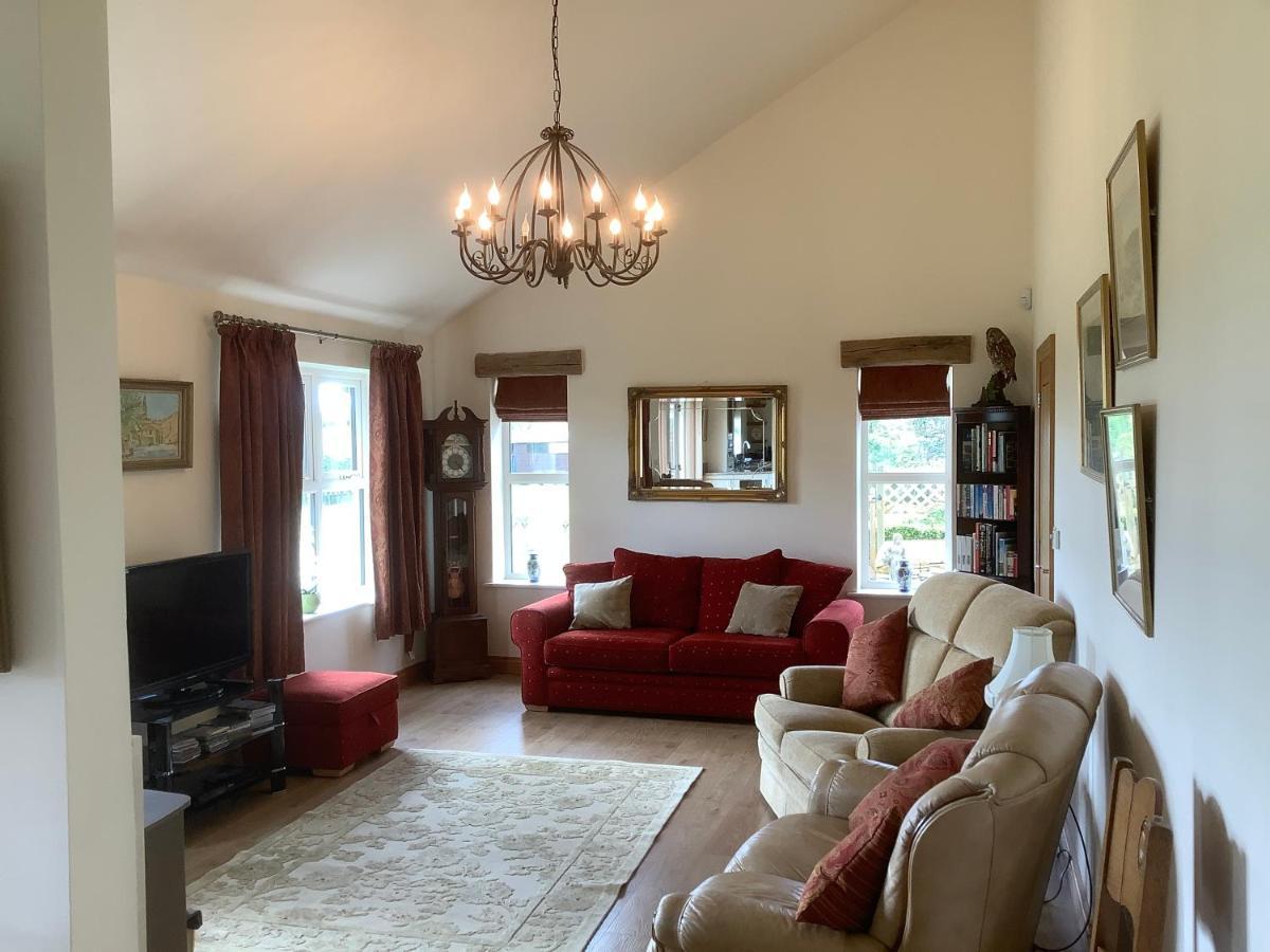 Orchard Cottage, Clematis Cottages, Stamford. Accessible Luxury Home. Екстер'єр фото